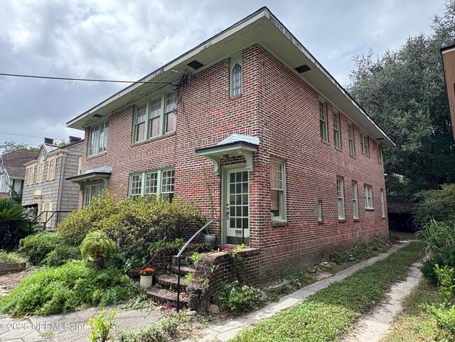Foto del edificio - 3681 Hedrick St