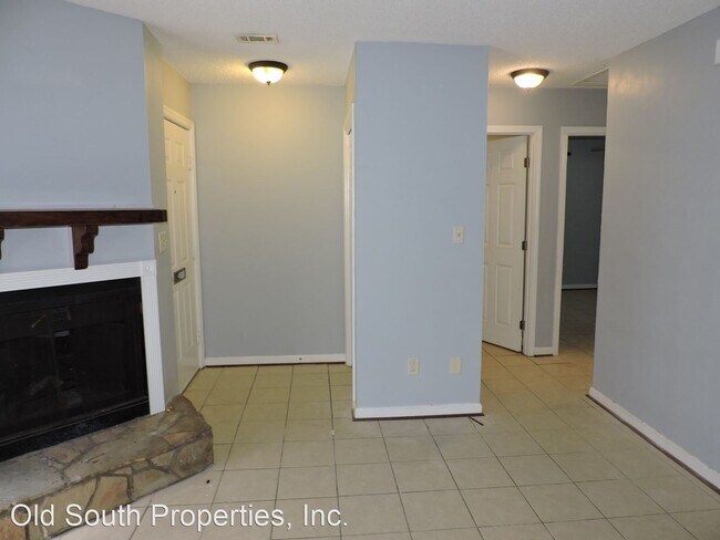 Building Photo - 2 br, 1 bath House - 6398 Fairfield Drive C