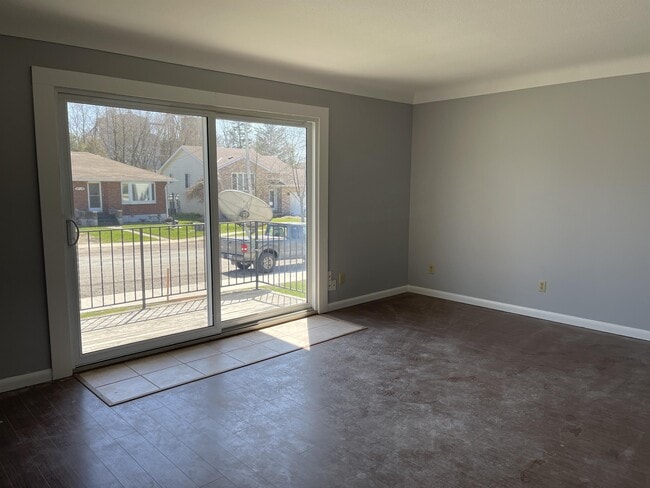 Building Photo - 511 Niagara St