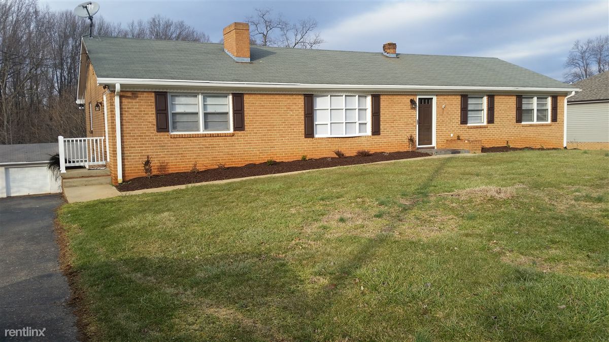 Primary Photo - 1300 Wood Rd