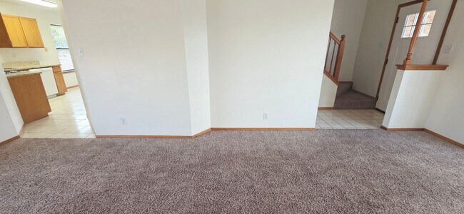 Building Photo - Charming 3 bedroom, 2.5 bath home in West El Paso!