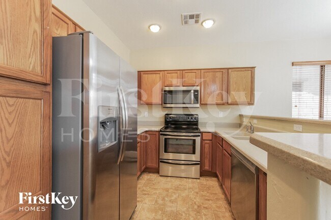 Foto del edificio - 8939 W St John Rd