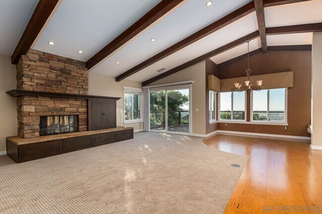 Building Photo - 13382 Grandvia