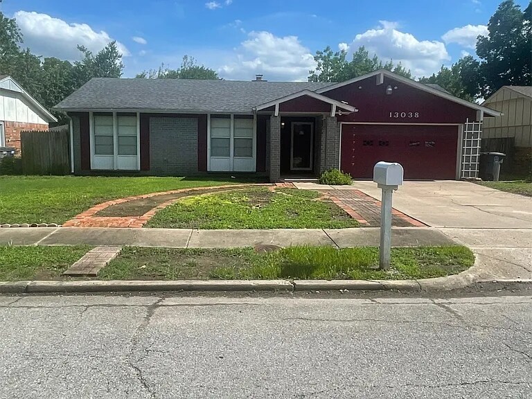 Primary Photo - 13038 E 27th Pl