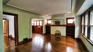 Building Photo - 3234 N 44th St