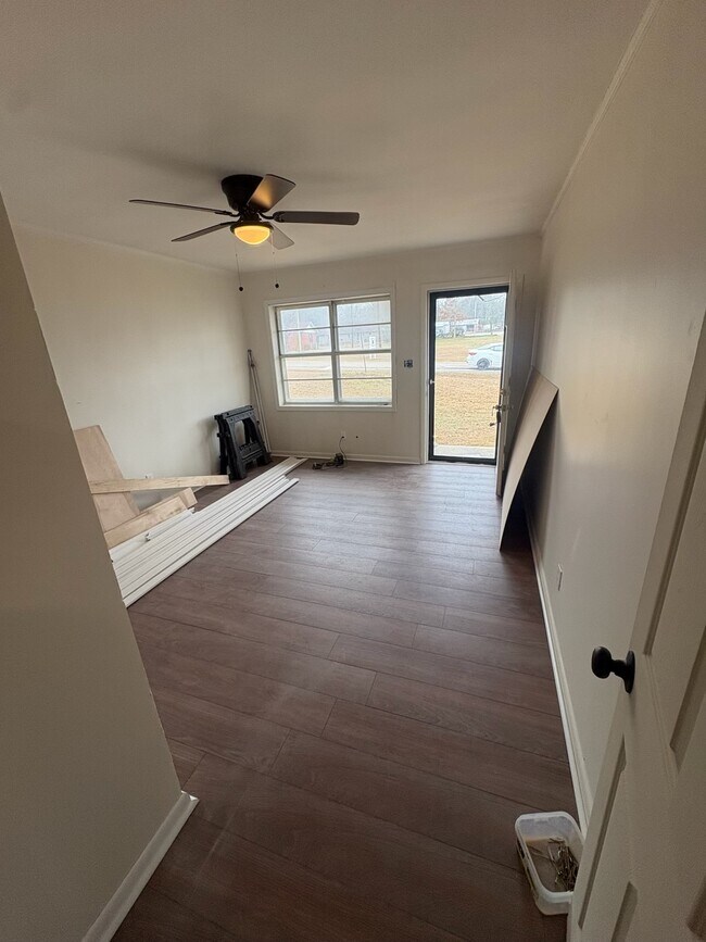 Foto del edificio - 216 E Clayton St