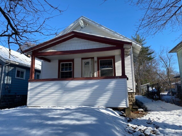 Primary Photo - 1704 New York Ave
