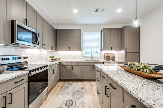 Interior Photo - Vero McKinney