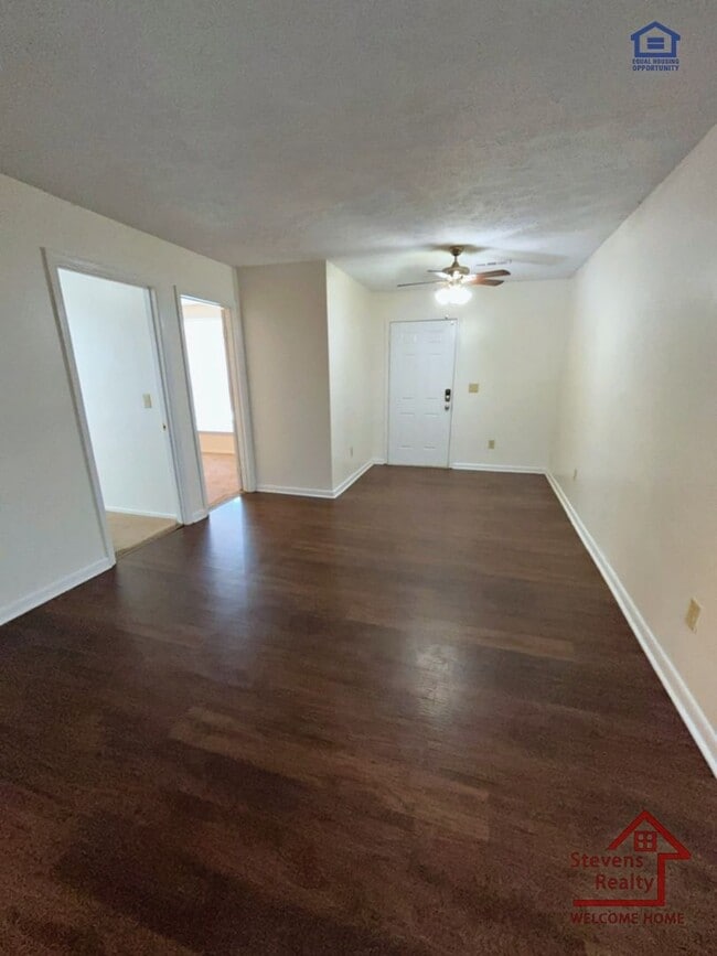 Building Photo - 132 Dogwood Pointe Dr