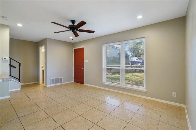 Foto del edificio - 1703 Coronado Hills Dr