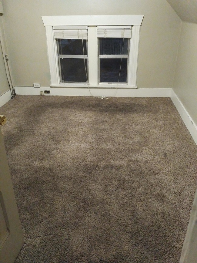Building Photo - 202 S 100 W