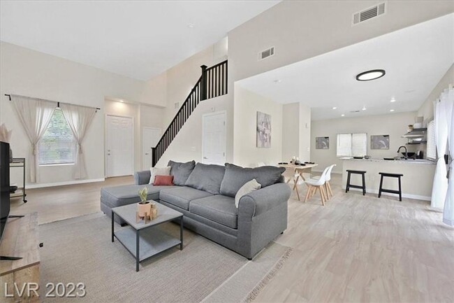 Building Photo - FULLY FURNISHED 3 BEDROOM IN SUMMERLIN!