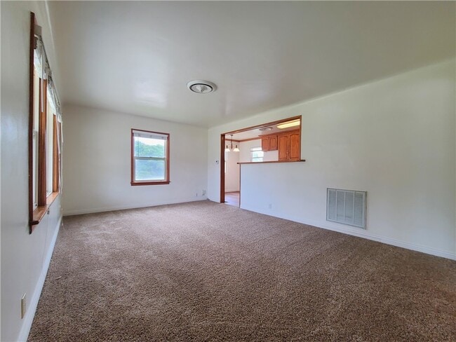 Building Photo - 1349 Fairview Ln