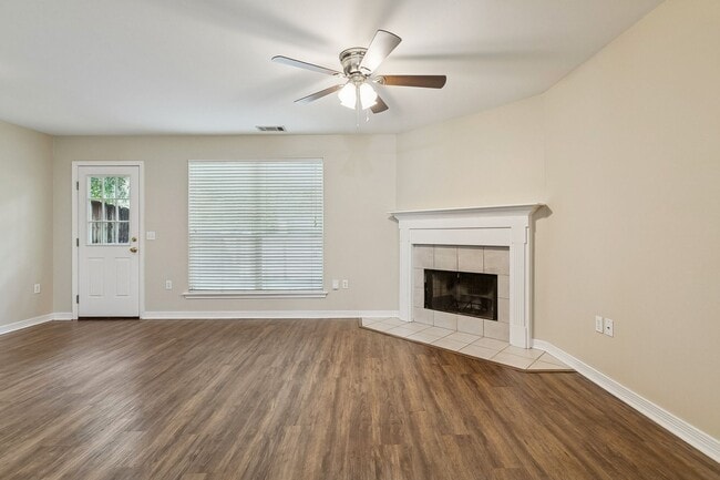 Building Photo - 102 Covington Meadow Cir