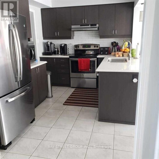 Building Photo - 1574 Farmstead Dr