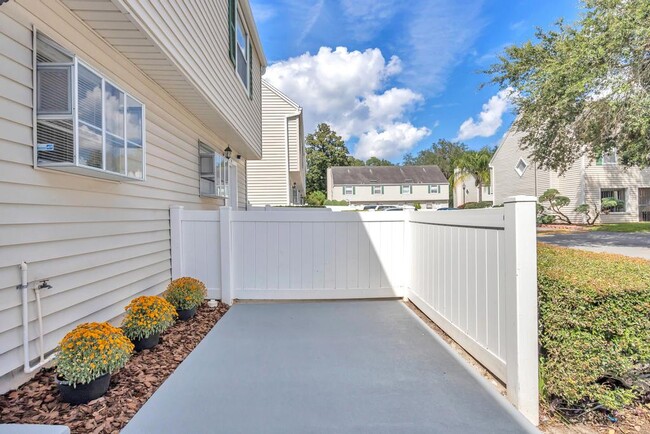 Photo - 111 E 1st St Townhome