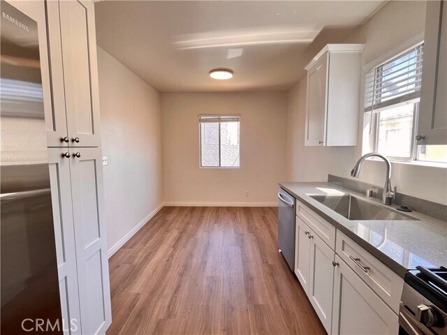 Building Photo - 1862 W 162nd St