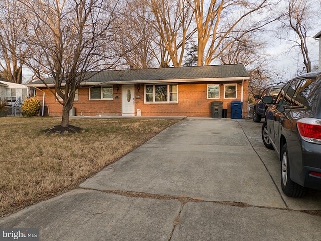 Photo - 7925 Ashboro Dr House