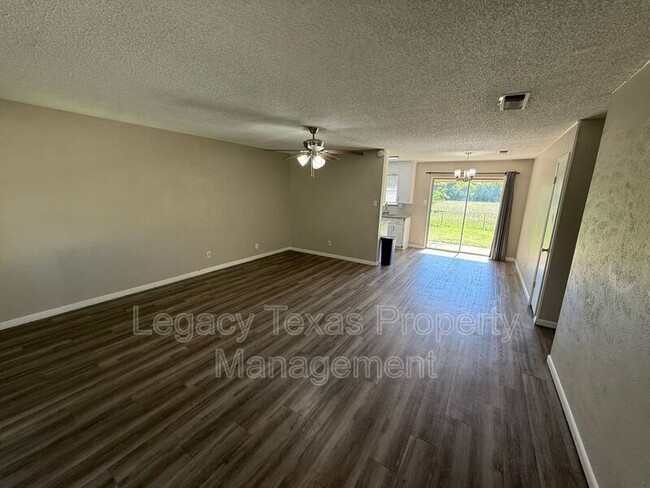 Building Photo - 1507 McAnear St