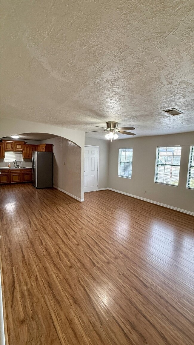 Building Photo - 13346 Louisville St