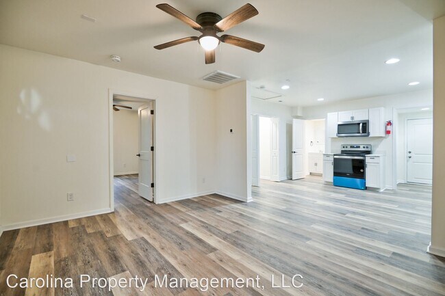 Foto del edificio - 2 br, 1 bath House - 313 Heyward St