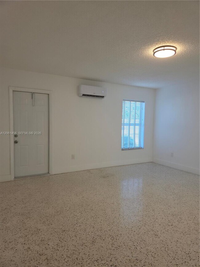 Foto del edificio - 3146 NW 29th St