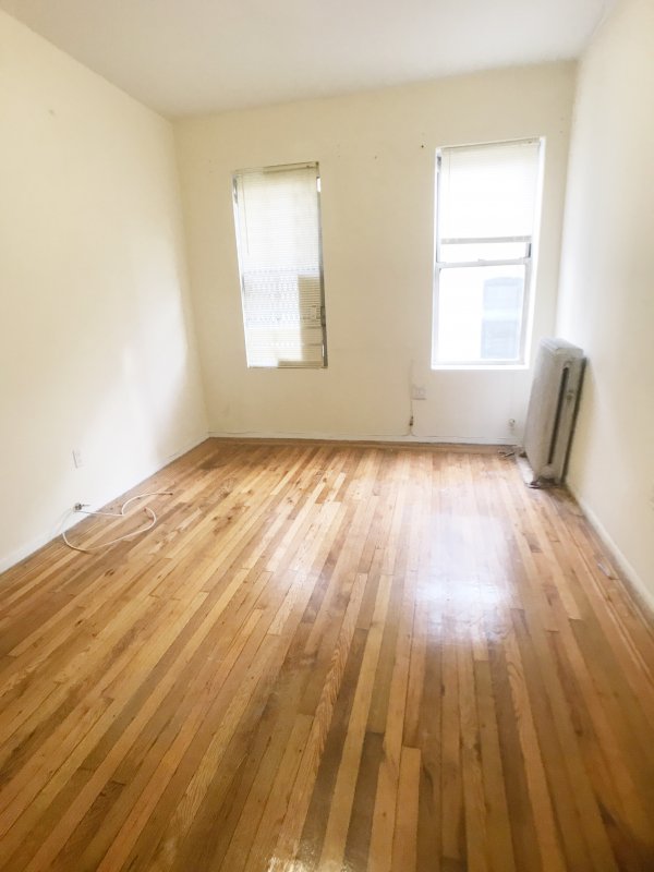 Building Photo - 408 W 129th St