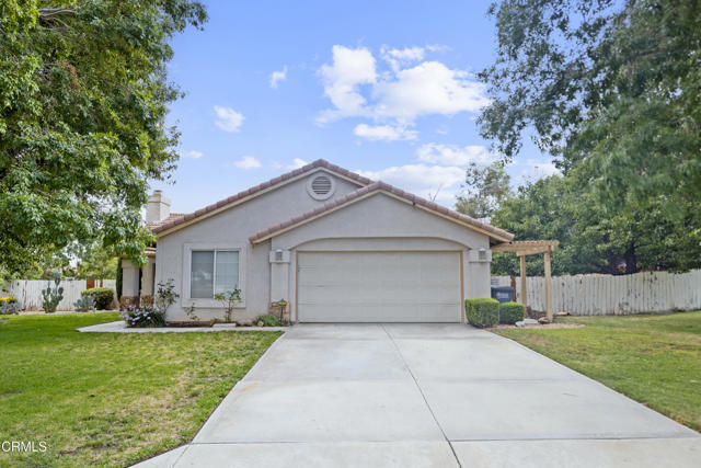 Foto principal - 15589 Cheyenne St