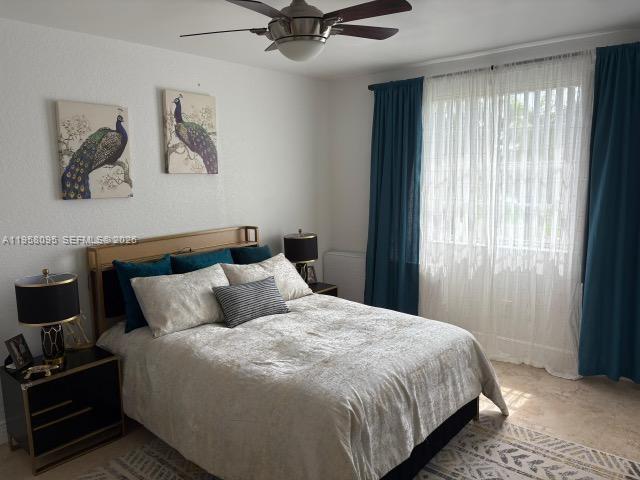 Foto del edificio - 2880 N Oakland Forest Dr