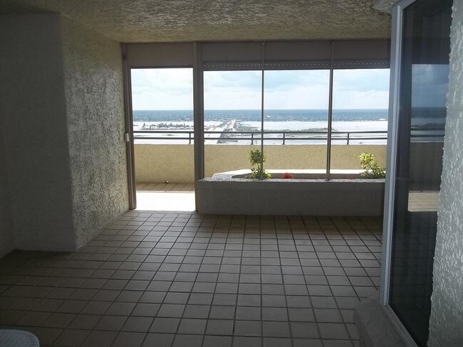 Foto del edificio - 3425 S Atlantic Ave