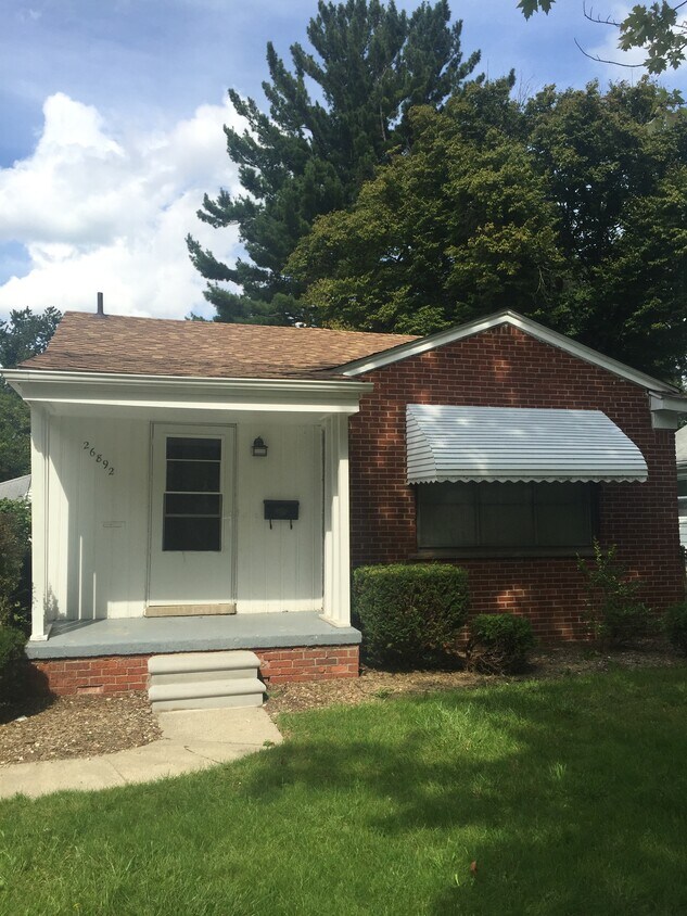 Primary Photo - 26892 Vassar St