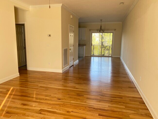 Living and dining combo - 1120 Skyline Dr