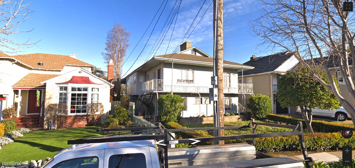 2 br, 1 bath - 1543 Howard Ave Apt 2 - 2 br, 1 bath  - 1543 Howard Ave Apt 2