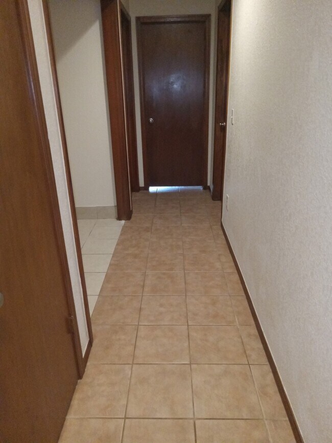 Foto del edificio - 400 NE 16th St