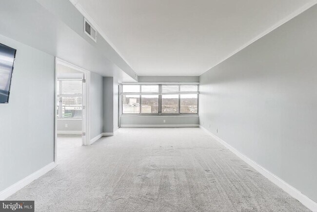 Foto del edificio - 5340 Holmes Run Pkwy
