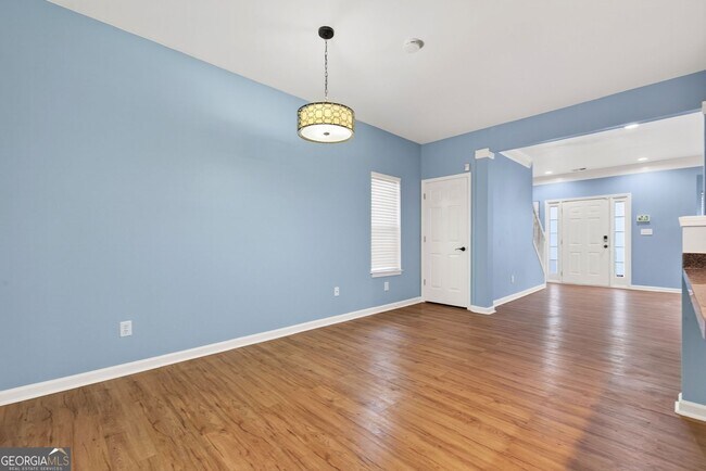 Foto del edificio - 5495 Hampton Ct