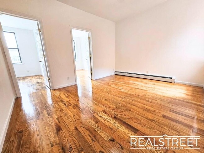Building Photo - Lovely 2 BR in Bed Stuy near Trains