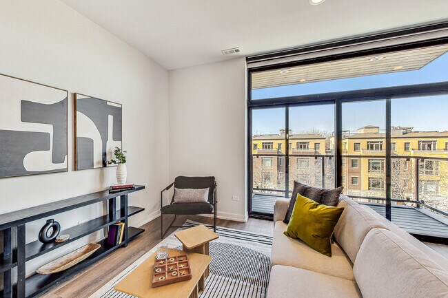 Foto del edificio - 3431 N Ashland Ave