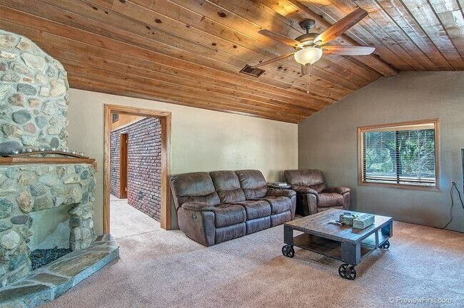 Foto del diseño de interior - SFR & Rental Cottages