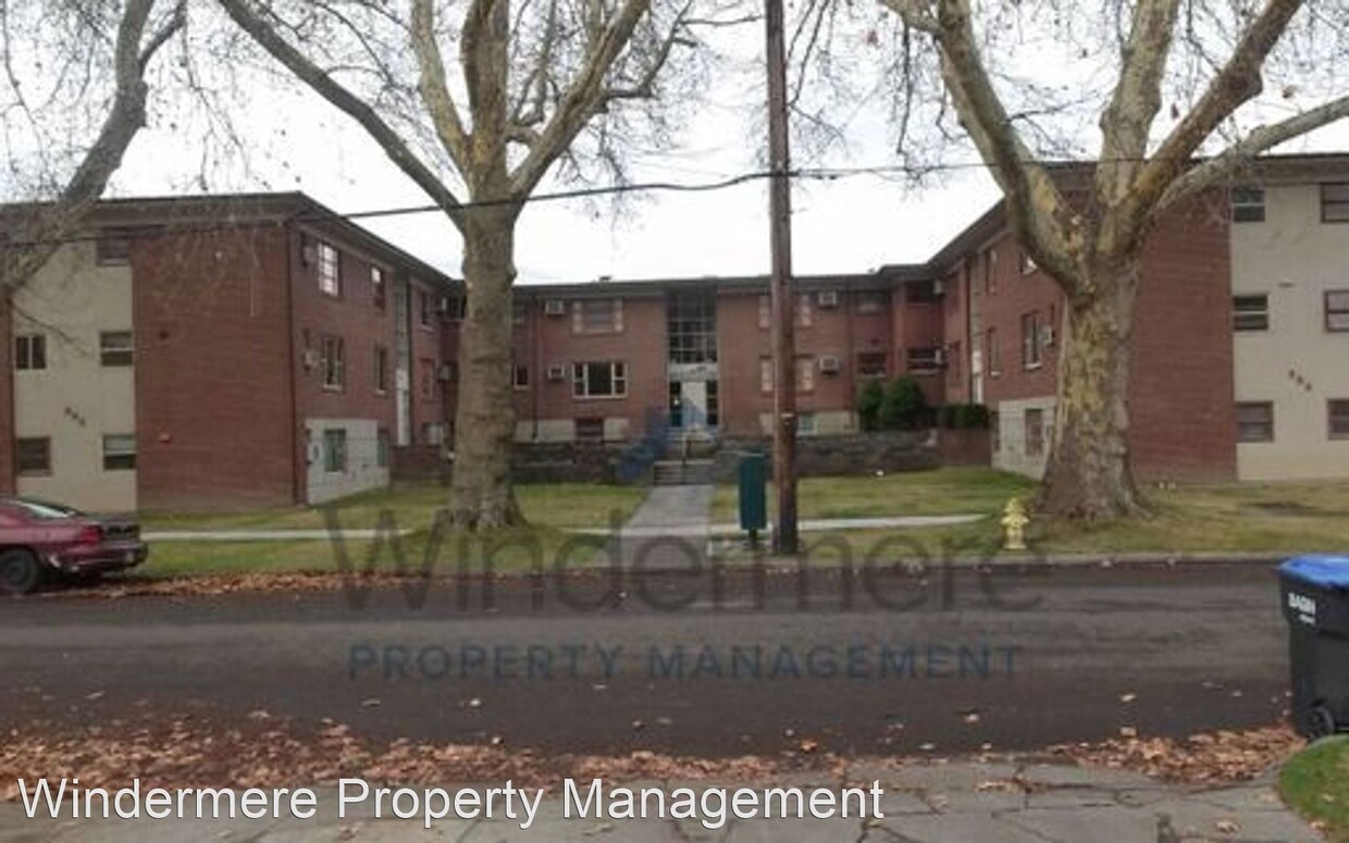 Primary Photo - 352 S 1st Ave