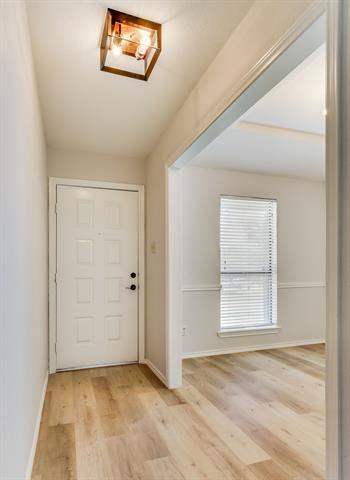 Foto del edificio - 331 Aspenway Dr