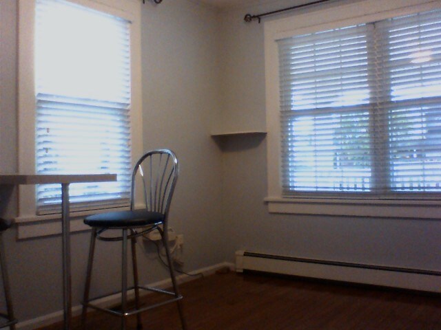 Living/dining/eat in kitchen - 95 E Maple St