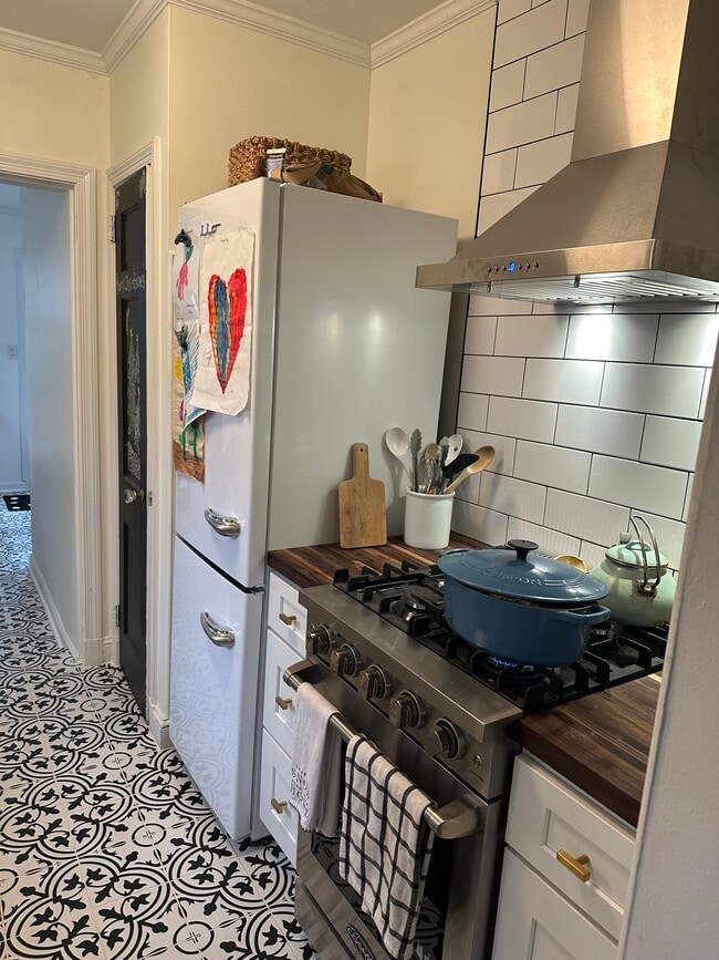 All New Appliances - 1304 Winstead Pl