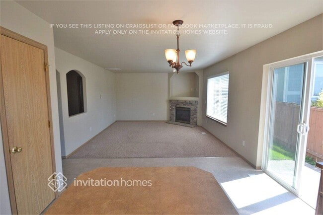 Building Photo - 9006 174 St Ct E