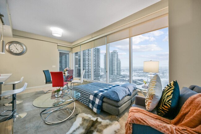 Photo du bâtiment - 1320 1st St SE