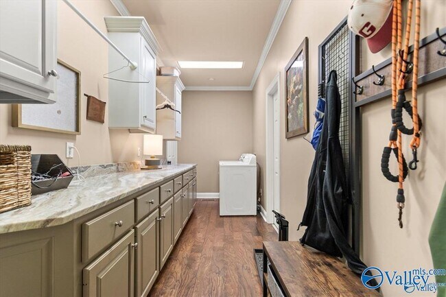 Foto del edificio - 5522 Cedar Mill Dr