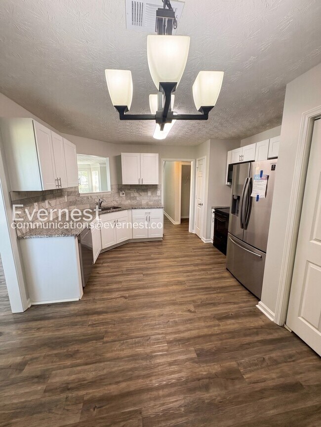 Foto del edificio - 459 Sawtooth Ln