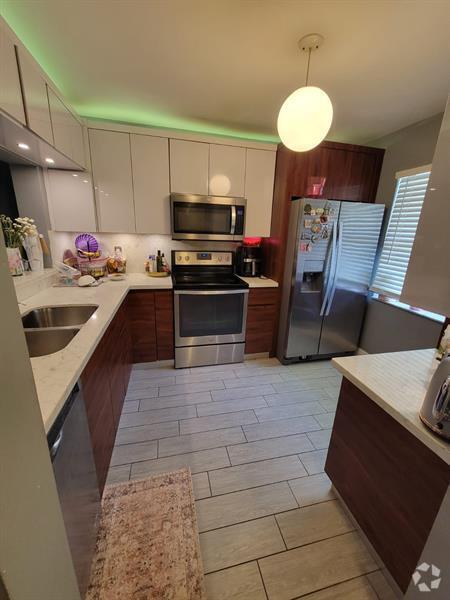 Building Photo - 22100 Palms Way