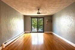 Building Photo - 22 Irving St