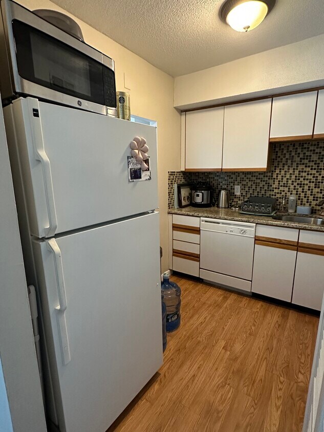 118 Oak Ln Unit 11, Brockton, MA 02301 Condo for Rent in Brockton, MA